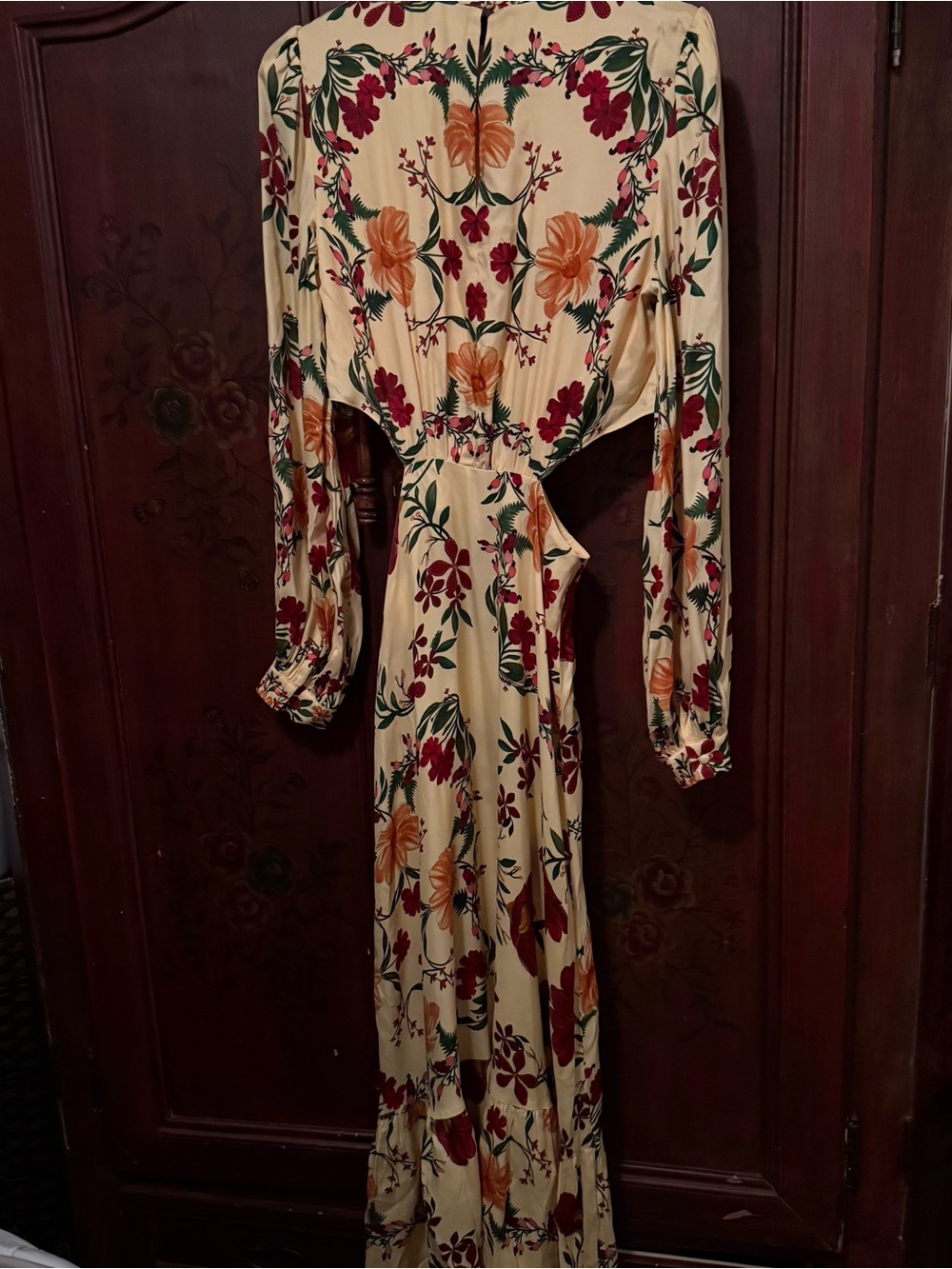 FARM Rio Cream Floral Cutout Maxi Dress - Picture 5 of 5